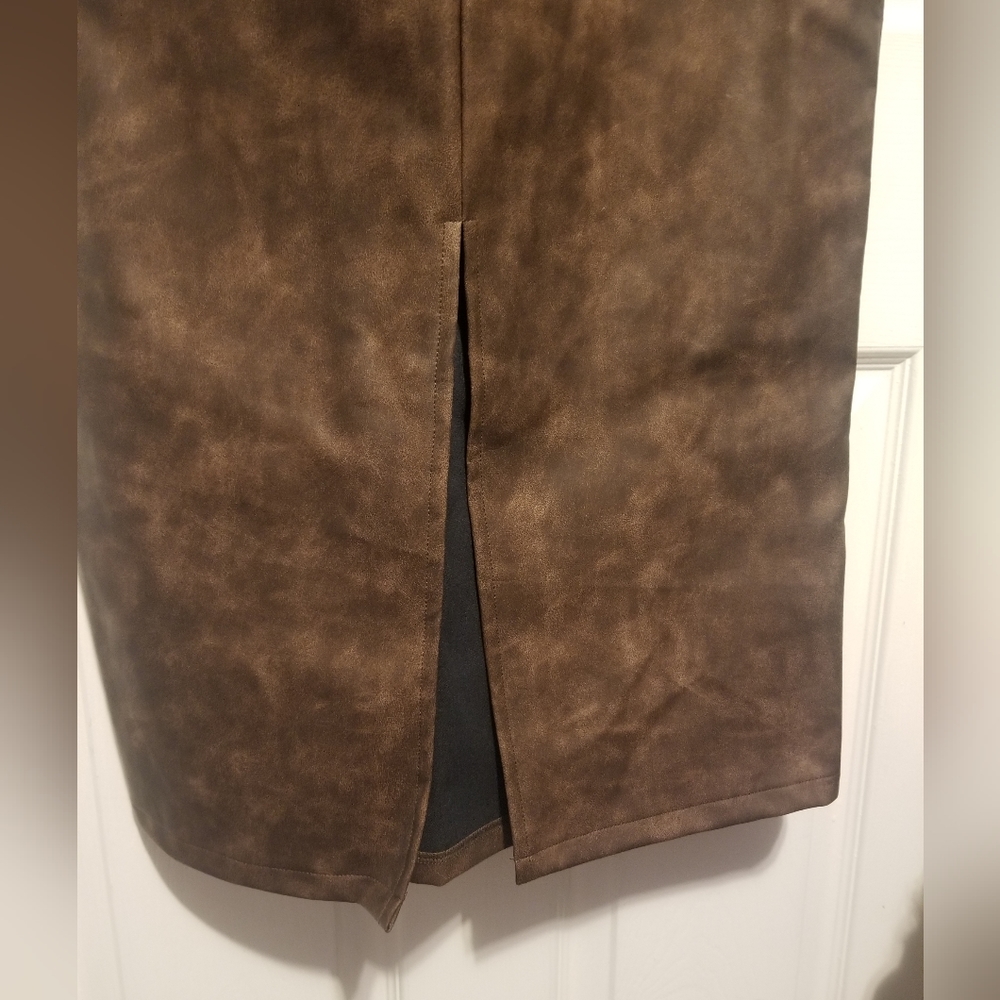 NWOT Prettylittlething Shape Brown Washed Effect Faux Leather Size 6 - Picture 10 of 14